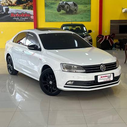 VOLKSWAGEN JETTA 2.0 TSI HIGHLINE 211CV GASOLINA 4P TIPTRONIC VOLKSWAGEN JETTA 2.0 TSI HIGHLINE 211CV GASOLINA 4P TIPTRONIC